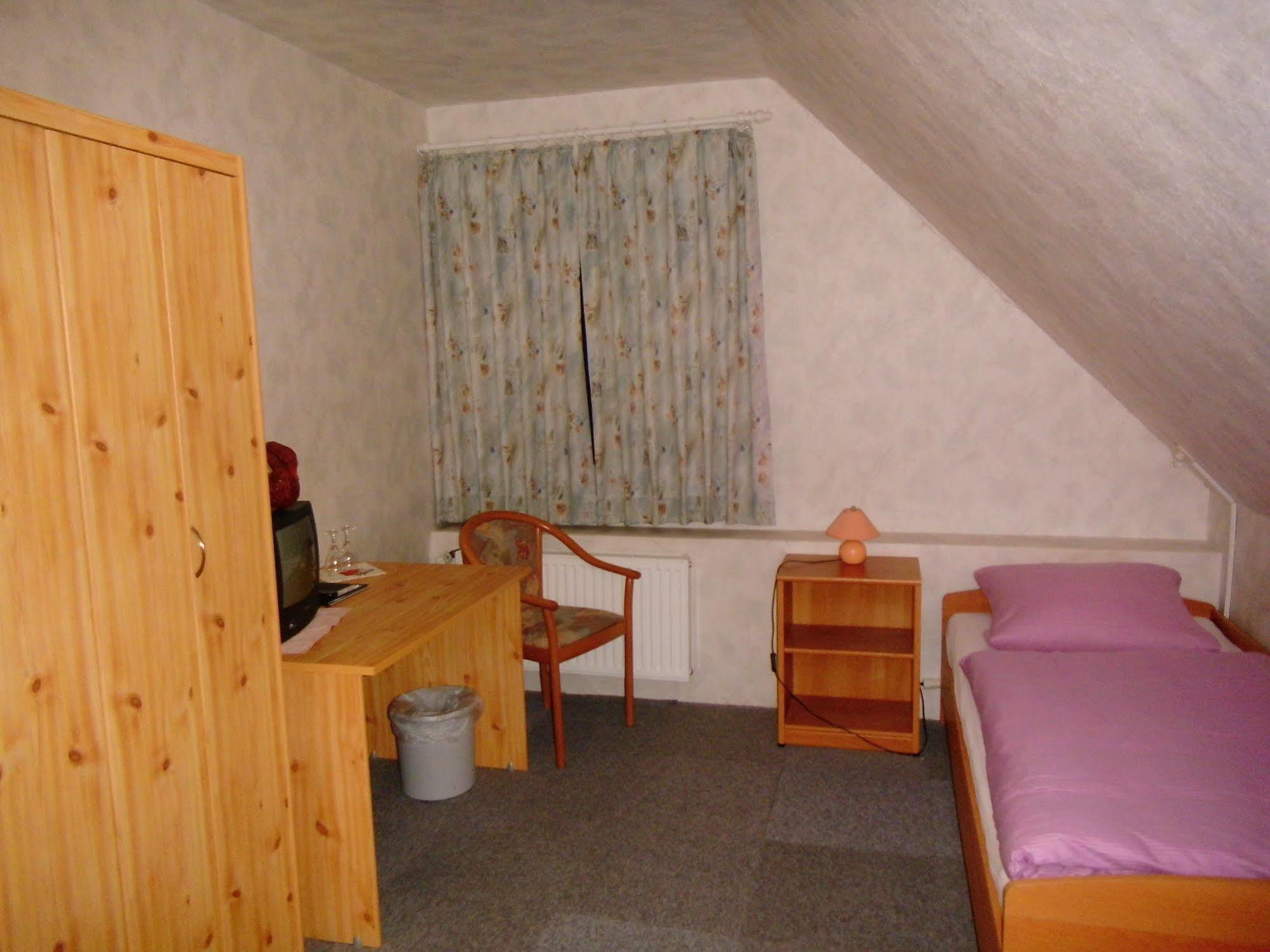Hotel-Garni "Hof Von Hannover" Wittmund Luaran gambar