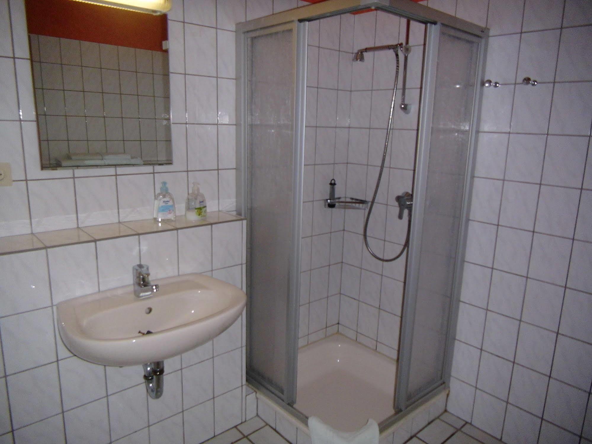Hotel-Garni "Hof Von Hannover" Wittmund Luaran gambar